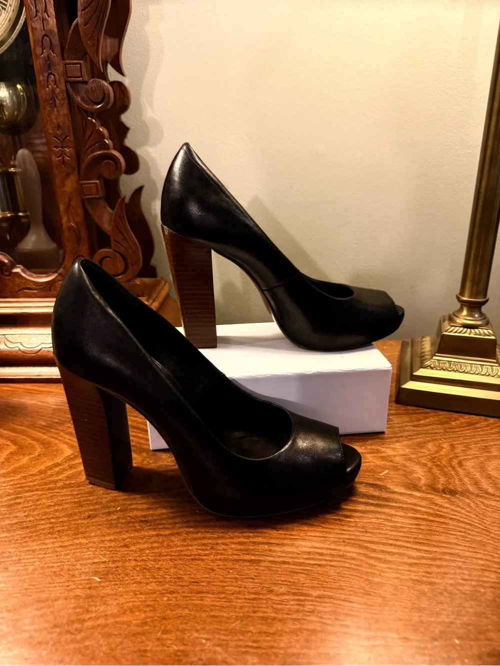 Tory Burch Black Leather Cantrelle Peep Toe Platform Pumps Size 8.5 $328
